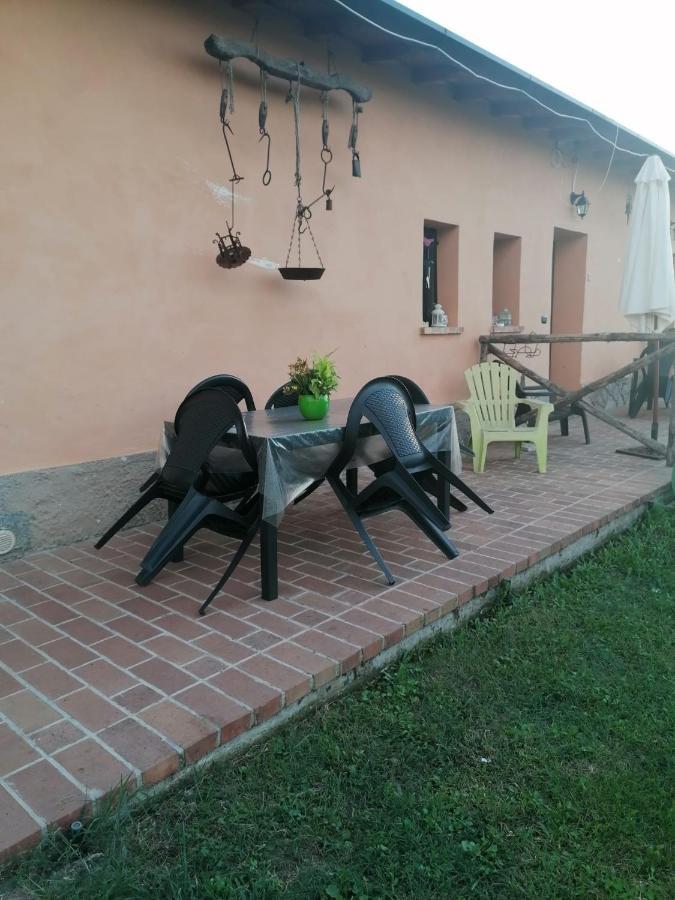 Bed and Breakfast Casale Cavatella Сермонета Екстер'єр фото