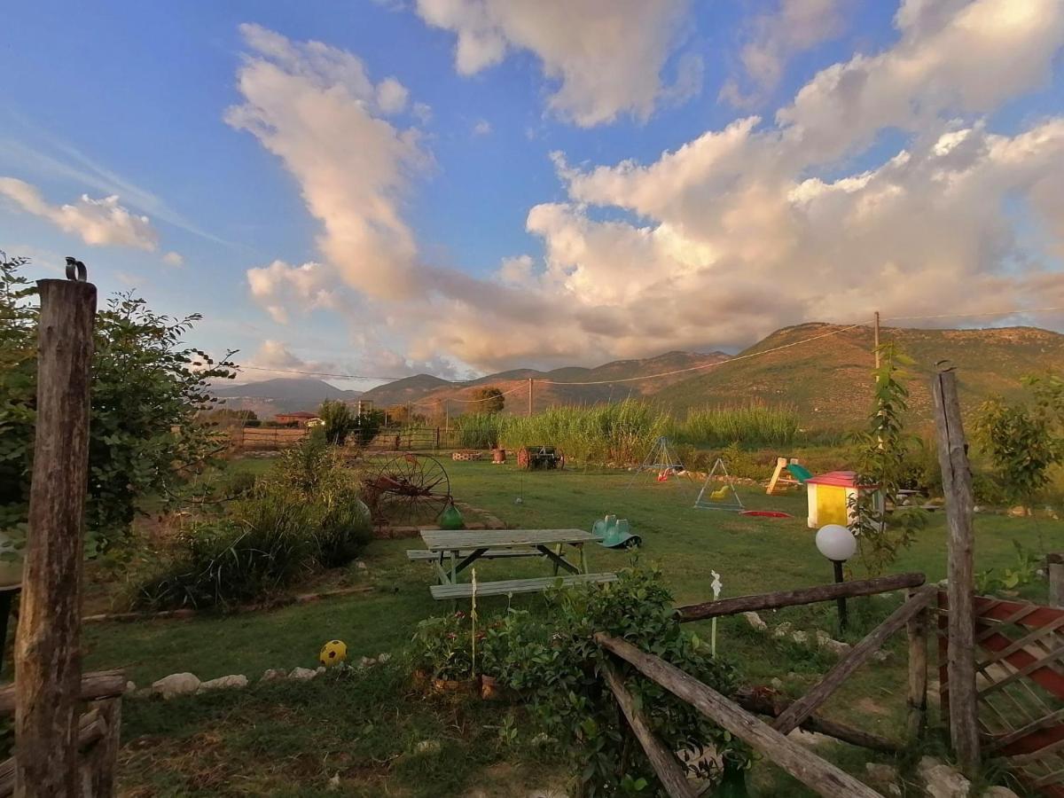 Bed and Breakfast Casale Cavatella Сермонета Екстер'єр фото