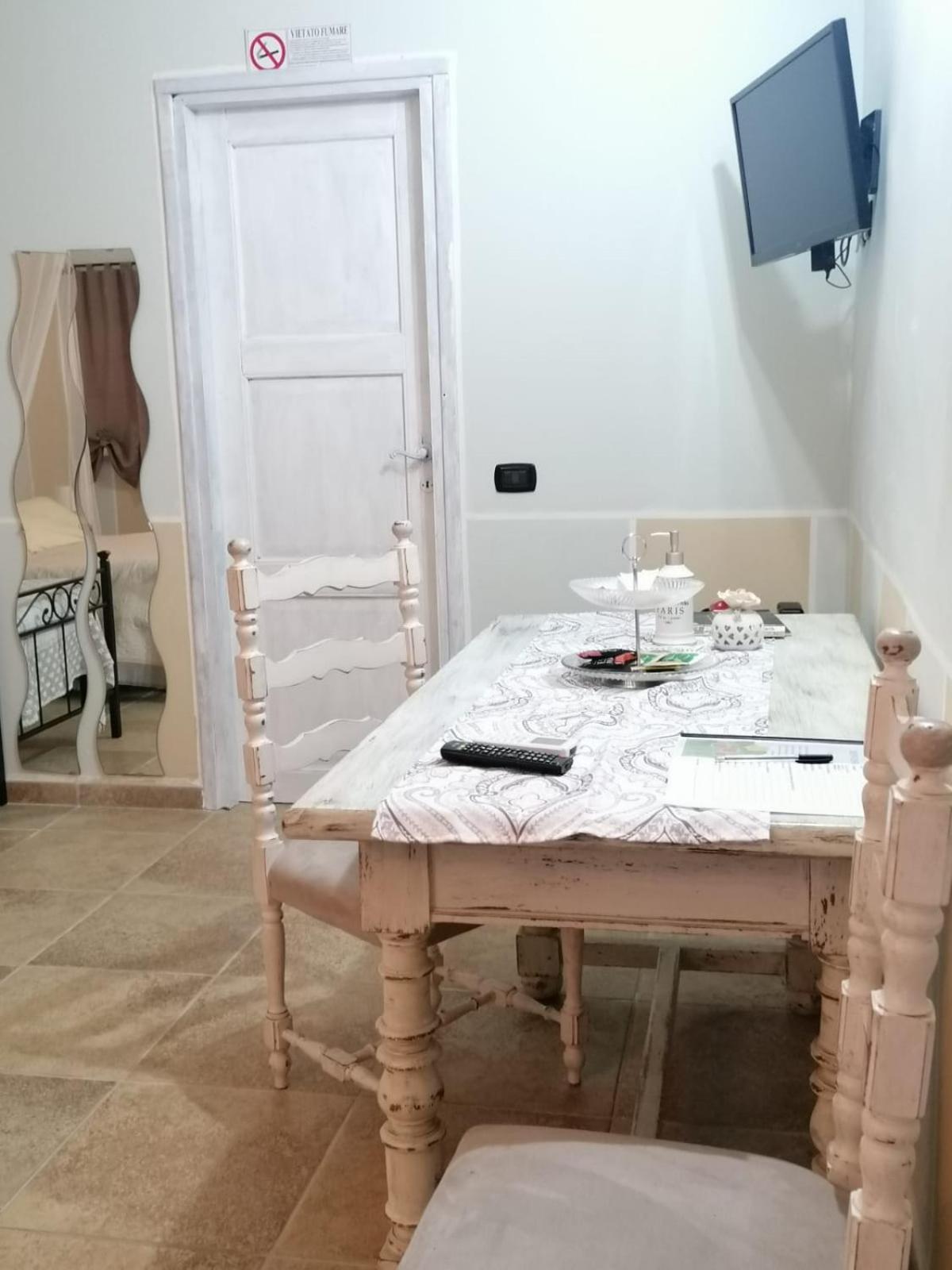 Bed and Breakfast Casale Cavatella Сермонета Екстер'єр фото
