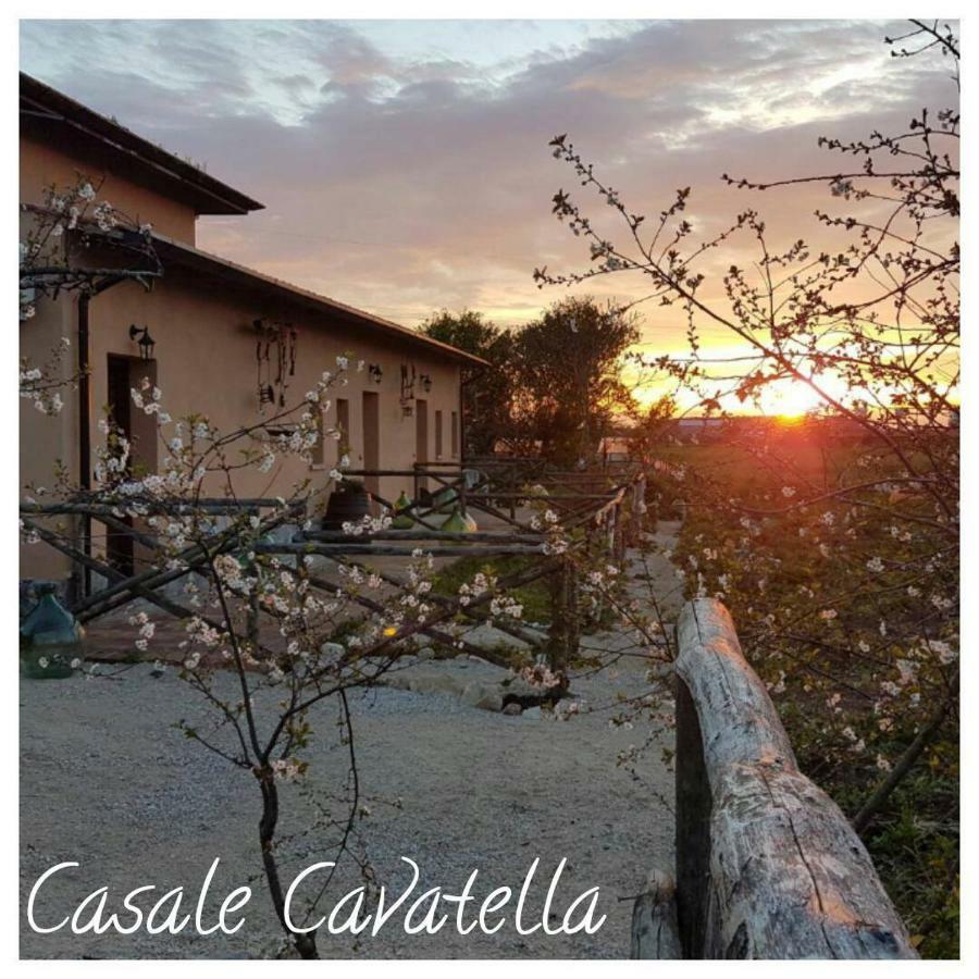 Bed and Breakfast Casale Cavatella Сермонета Екстер'єр фото